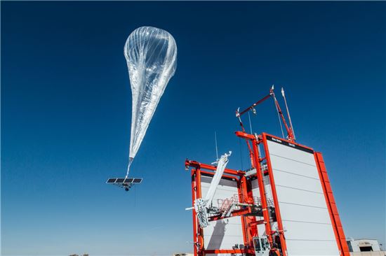 애플-구글, 푸에르토리코 재난 상황 앞에서 손 잡았다
