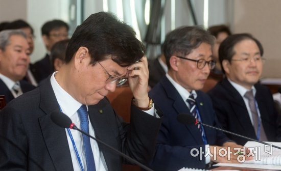 골치아픈 국정감사