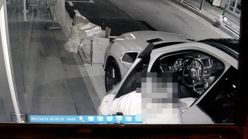 서울 주택가 주차된 차에서 1억2000만원 훔친 20대 검거