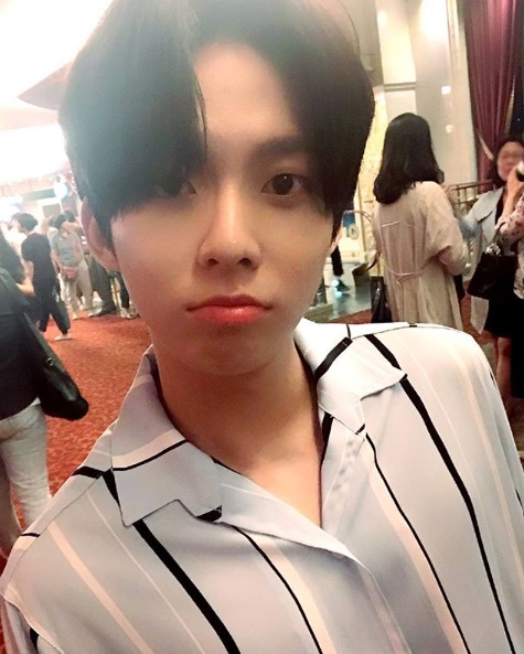 '믹스나인' 우진영, 흑발 근황 사진 "미모 리즈 갱신 중"