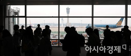 정비로 인한 항공기 출발지연도 배상한다…공정위 검토 중 