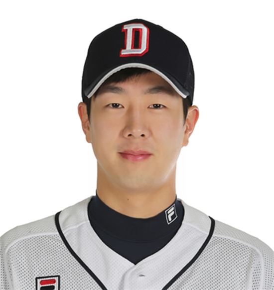 [사진출처=두산 베어스 홈페이지] 야구선수 박건우