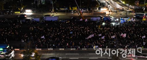 [포토]1년만에 다시 모인 촛불