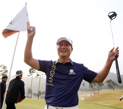 황인춘의 노장투혼 "7년 만의 우승이요"