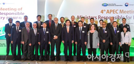 [포토]한자리에 모인 세계 각국 환경 관계 장관들