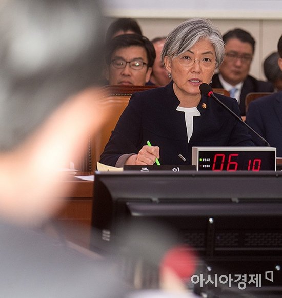 [포토] 종합국정감사 출석한 강경화 외교장관