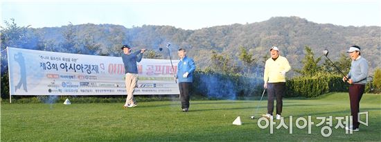 [포토]축하 시타하는 민형배 광산구청장