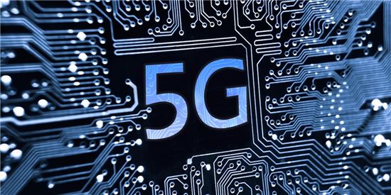 "한국 세계 최초 5G? 중국에 다 빼앗길 판"