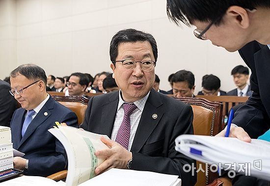 장용성·박춘섭 금통위원 취임 "어려운 시기, 물가·금융안정 노력"