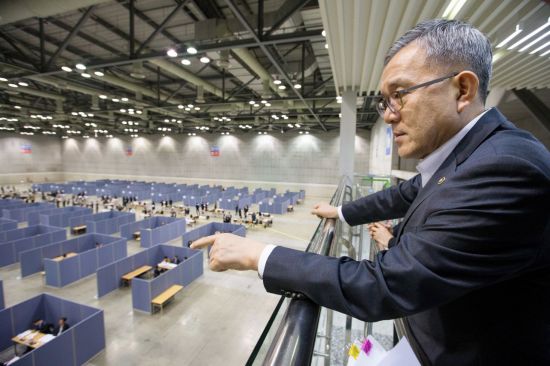 2017년도 5급 공무원 최종 합격자는 275명···평균 연령은 26.3세