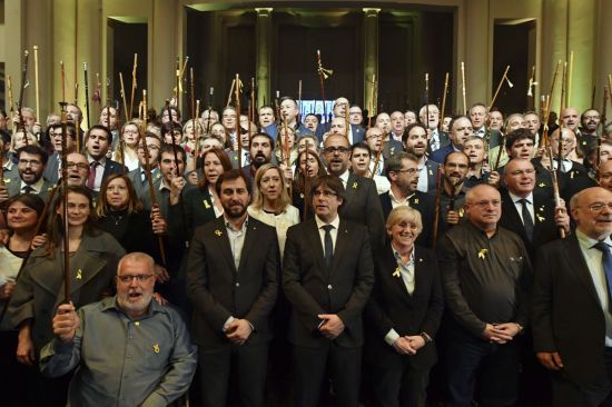 “이것이 유럽이냐, 민주주의 포기 않겠다” 쓴 소리 뱉은 카탈루냐 전 수반