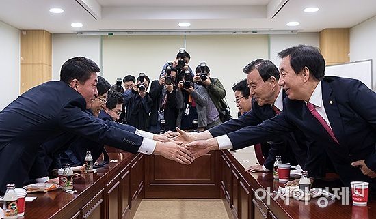 [포토] 바른정당 탈당파-자유한국당 통합파 회동