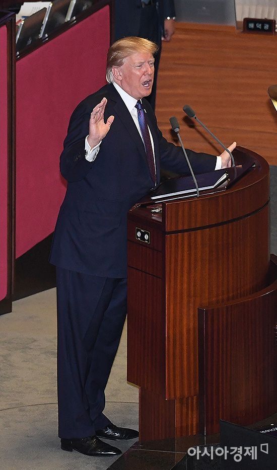[포토] 국회 본회의장에서 연설하는 트럼프 미 대통령