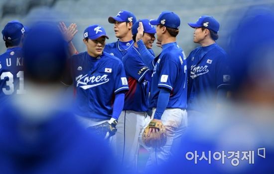'이정후 결승타' 야구대표팀, 대만 꺾고 APBC 첫 승 