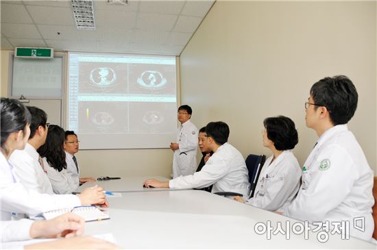 환자맞춤형 치료를 위한 다학제 협진회의