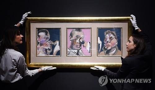 프랜시스 베이컨의 '루치안 프로이트의 세 가지 연구' [이미지출처=EPA연합뉴스]