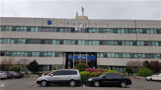 경기도 미세먼지 '서울·인천·충남'보다 높다