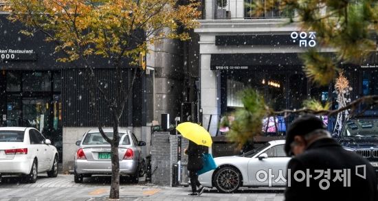 [포토] 첫 눈 내리는 서울