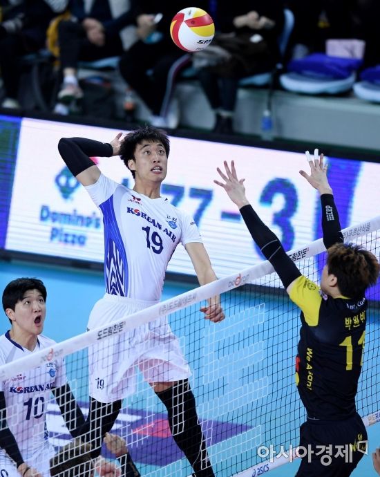 [포토] 진성태, '공을 향해 시선 고정'