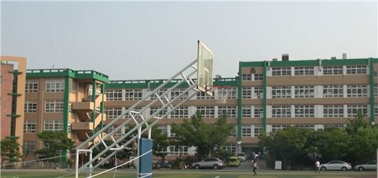 ▲대구 수성구 범어동에 위치한 경신고 전경(사진 출처: 경신고 홈페이지 홍보 영상)
