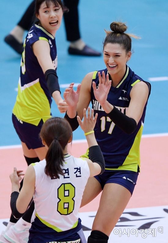 [포토] 득점 환호하는 엘리자베스