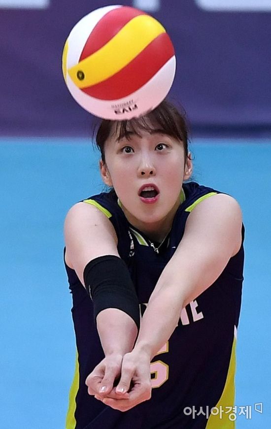 [포토] 황민경, '리시브한다'