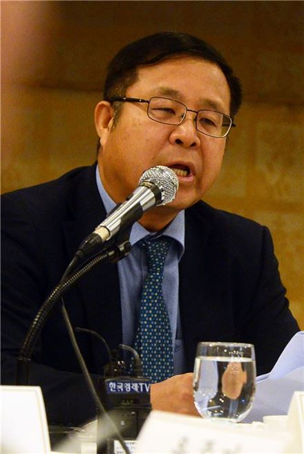 반년 만에 쓴소리 뱉은 경총…"정부 노동정책, 일자리 축소 우려"(종합)