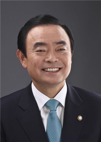 국회 산업통상자원중소벤처기업위원장 장병완 의원(국민의당, 광주 동구남구 갑). 사진=장병완 의원실