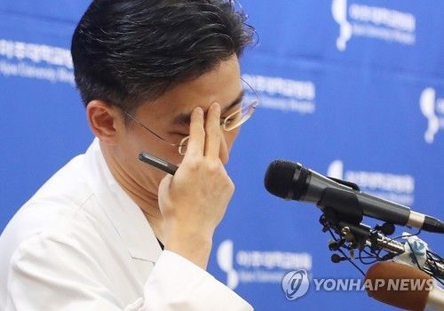 이국종 교수 권역외상외상센터 지원 청원…“헬기소음 민원 한탄”