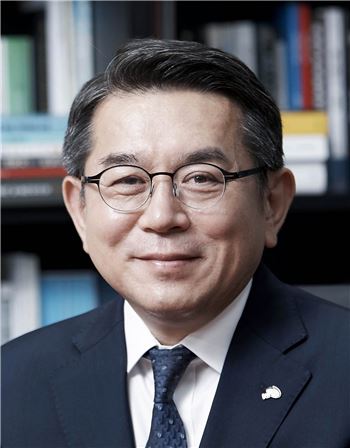 ▲김준동 대한상의 신임 상근부회장