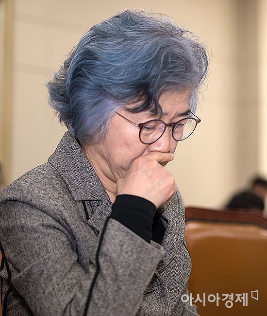 [포토] 김영란법 수정안 발표 앞둔 박은정 권익위원장