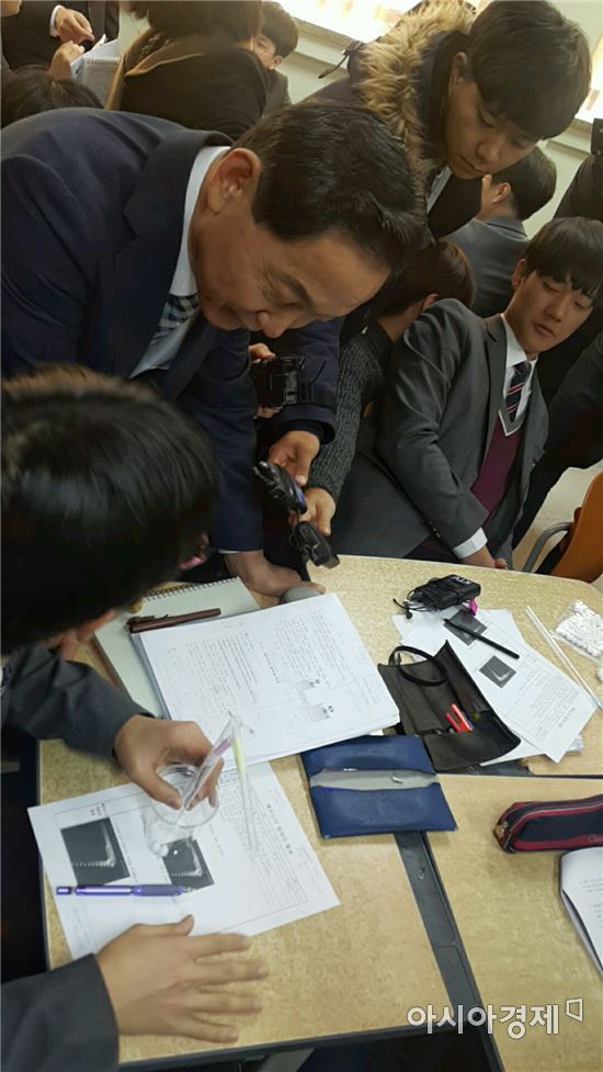 고교학점제 맛본 학생들, "공부가 재밌어요"… 학부모는 "대입 걱정"