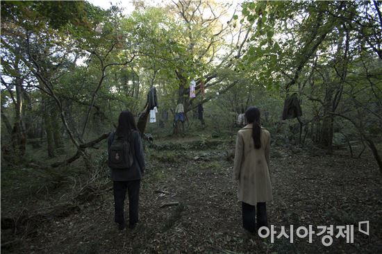 우리를 갈라놓는 것들_영화스틸, 2017 [사진=국립현대미술관 제공]