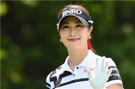'선봉장' 김하늘 "나를 따르라"