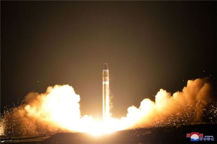 美 CBS "북한, 추가 미사일 도발 징후"