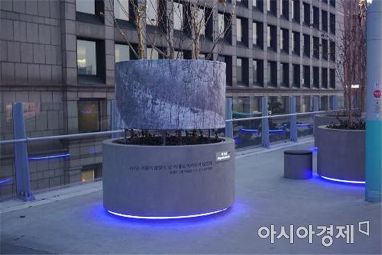 40여 년간 평창의 산을 기록해온 김영일 작가의 '이콜로지 아카이브 - 평창의 산, 사운드 오브 코리아'는 높이에 따른 풍경과 소리를 전달한다.[사진=문화체육관광부 제공]
