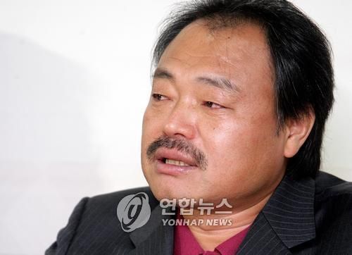 김흥국, MBC 퇴출 이유 보도에 “일방적인 기사, 조용히 지내고 싶다”