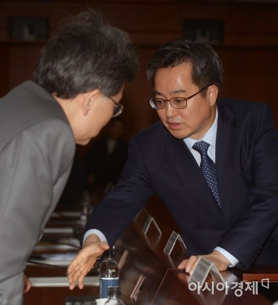 [포토]심각한 표정의 김동연·김현종