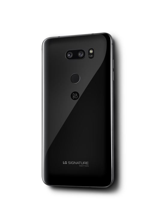 LG 초프리미엄 스마트폰 '시그니처 에디션' 300대 출시