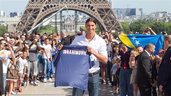 2012년 즐라탄 이브라히모비치 PSG 입단식 [사진=PSG 공식 홈페이지] 