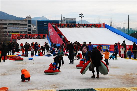 도봉역 부근 성대야구장내 도봉튜빙 눈썰매장 개장 