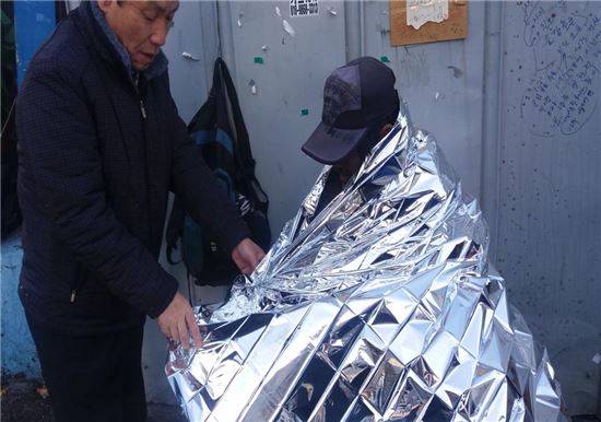 노숙인 챙기는 유덕열 동대문구청장 따뜻한 행정 