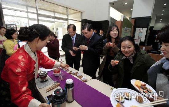 [포토]광주 북구, 남도향토음식박물관·전통공예문화학교 합동 수료식