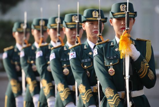 [뉴스속 용어]군대 한번 더? 안보에 나이 없다 '시니어 아미'