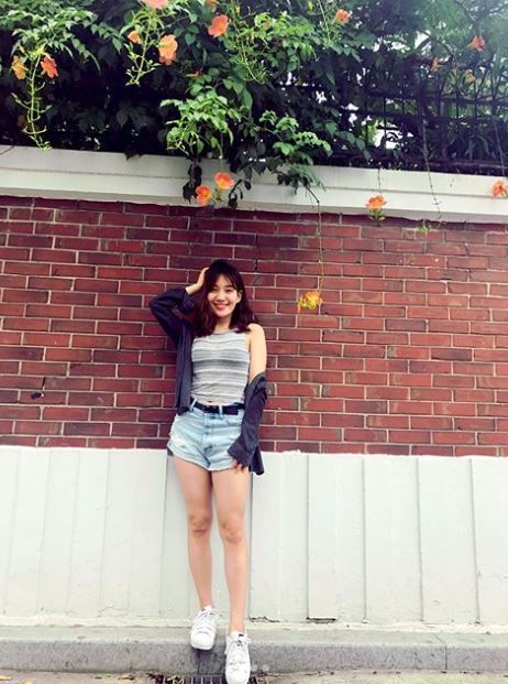 ‘인생술집’ 최희서, 늘씬 몸매 자랑하는 일상 사진 보니…“비율 깡패”