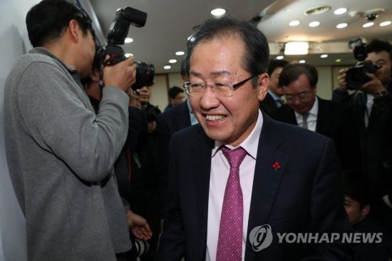 한국당, 45곳 당협위원장 교체…홍준표 '대구 북구을'