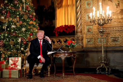 트럼프, 성탄절 맞아 美장병 격려…기독교 편향 논란에도 '메리 크리스마스' 고수
