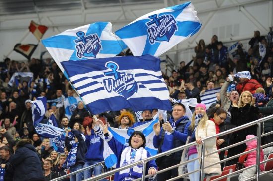 KHL 애드미럴 블라디보스토크 홈관중들 [사진=KHL 제공]