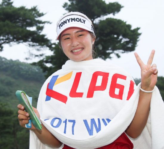 이정은6는 한국 상금랭킹 1위 자격으로 출전하는 LPGA투어 메이저를 노리고 있다.