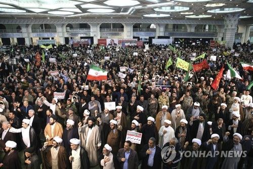 미국, 이란 반정부 시위대 강경진압 규탄…"세계가 지켜본다"